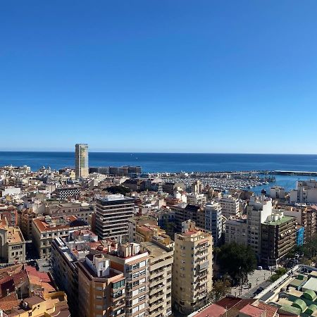 Apartamento 19Th Floor & Sea View Alicante Bagian luar foto