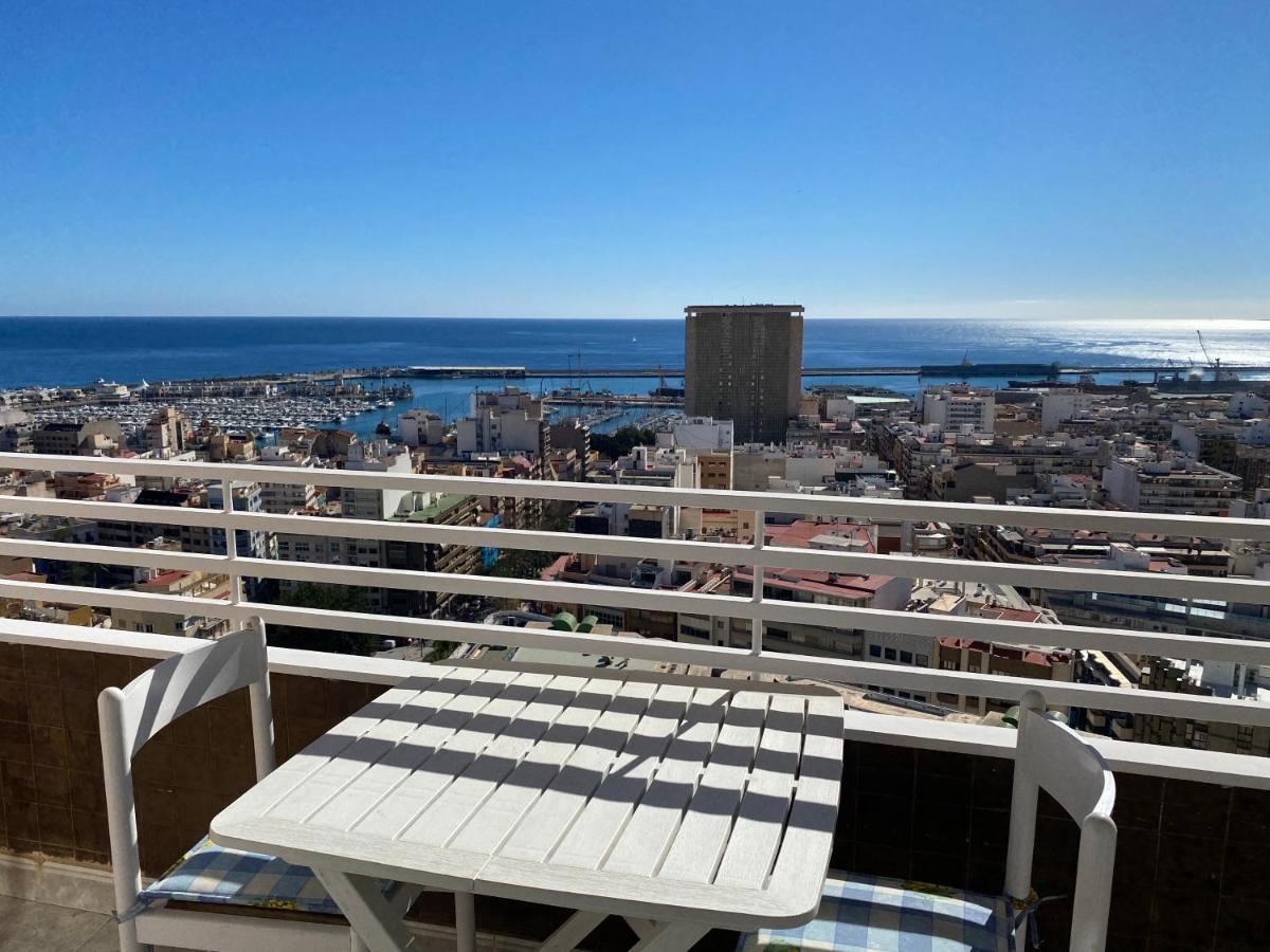 Apartamento 19Th Floor & Sea View Alicante Bagian luar foto