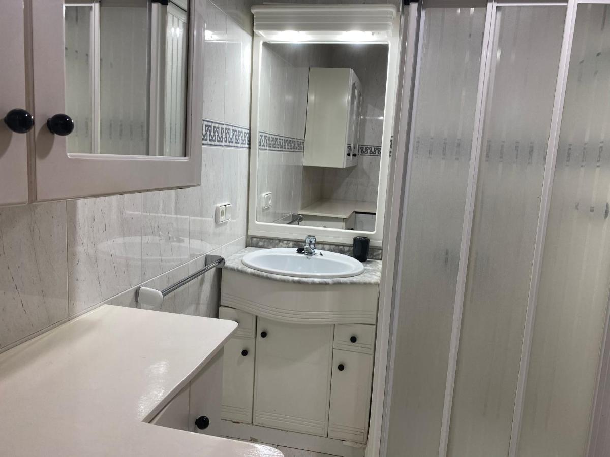 Apartamento 19Th Floor & Sea View Alicante Bagian luar foto